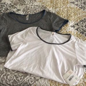 Lularoe Large classic tees